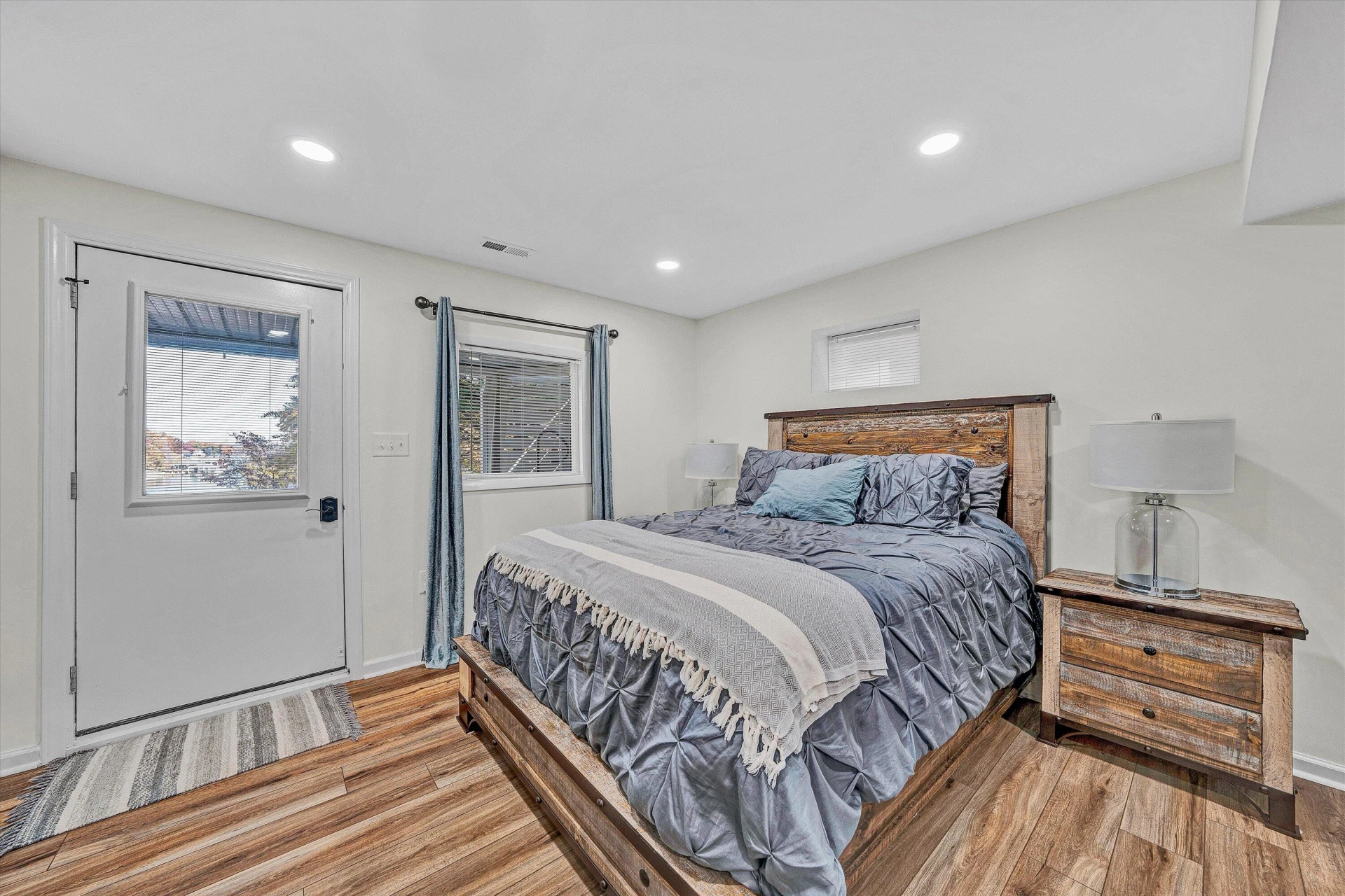 6347 Scruggs RD - Photo 36