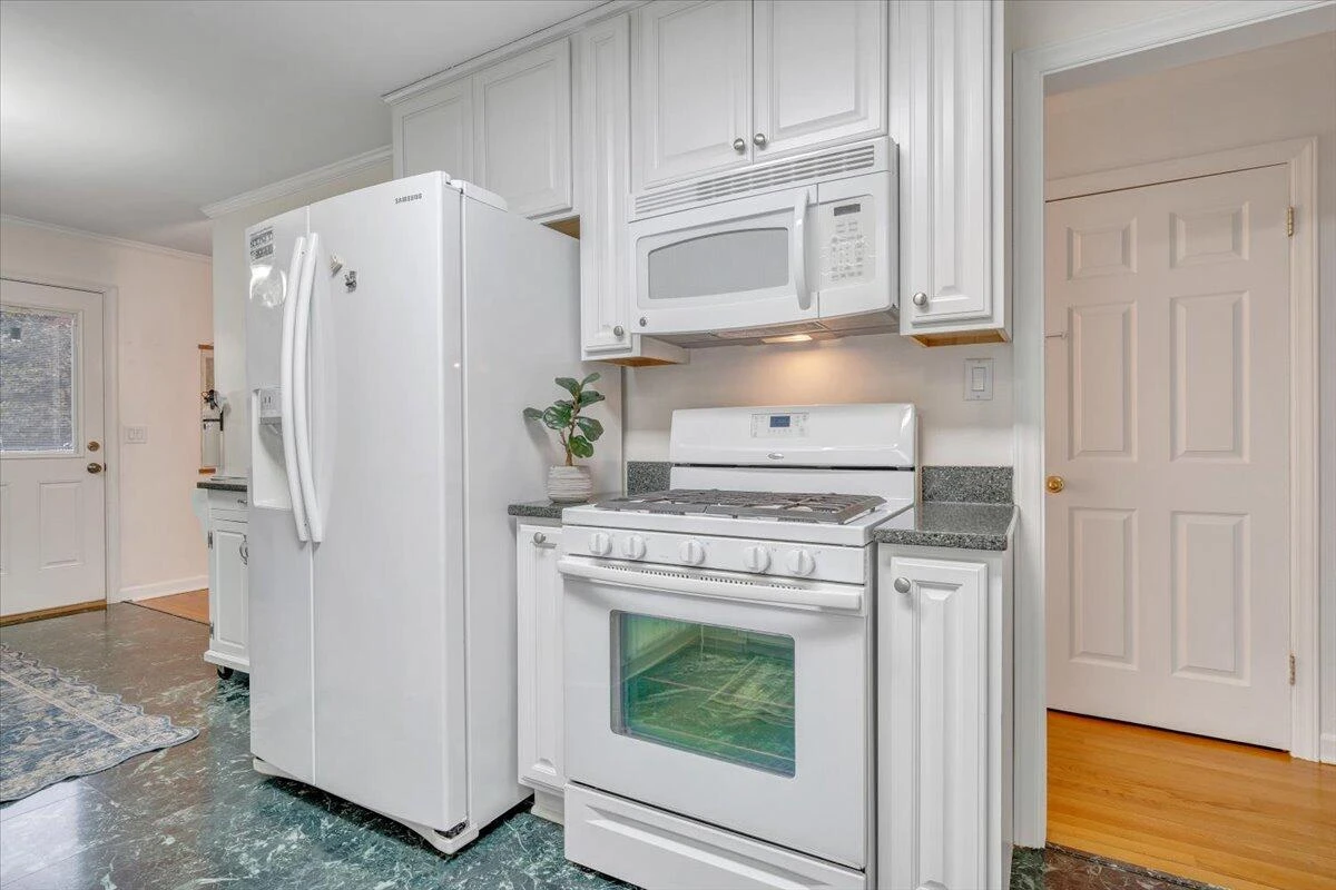 5033 Youngwood DR - Photo 24