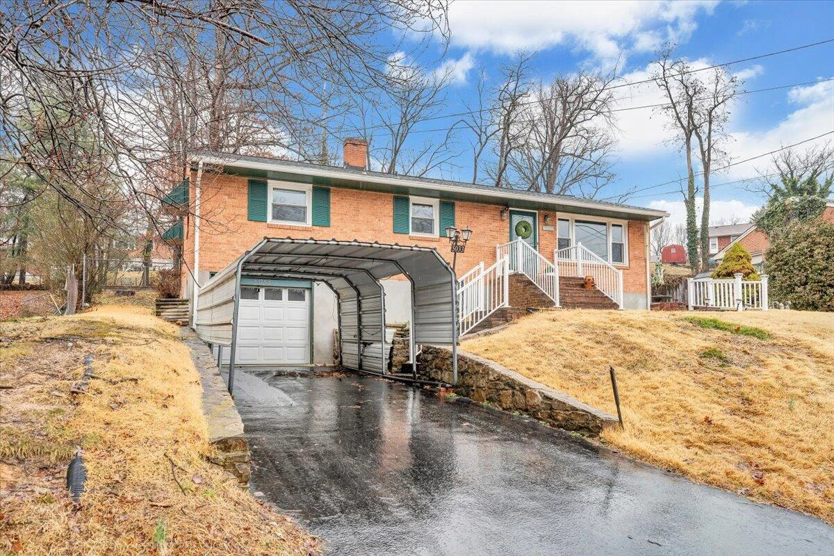 5033 Youngwood DR - Photo 7