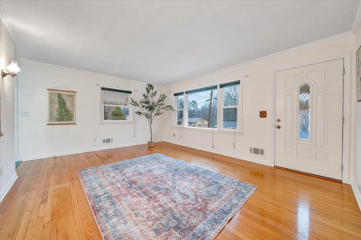 5033 Youngwood DR - Photo 11