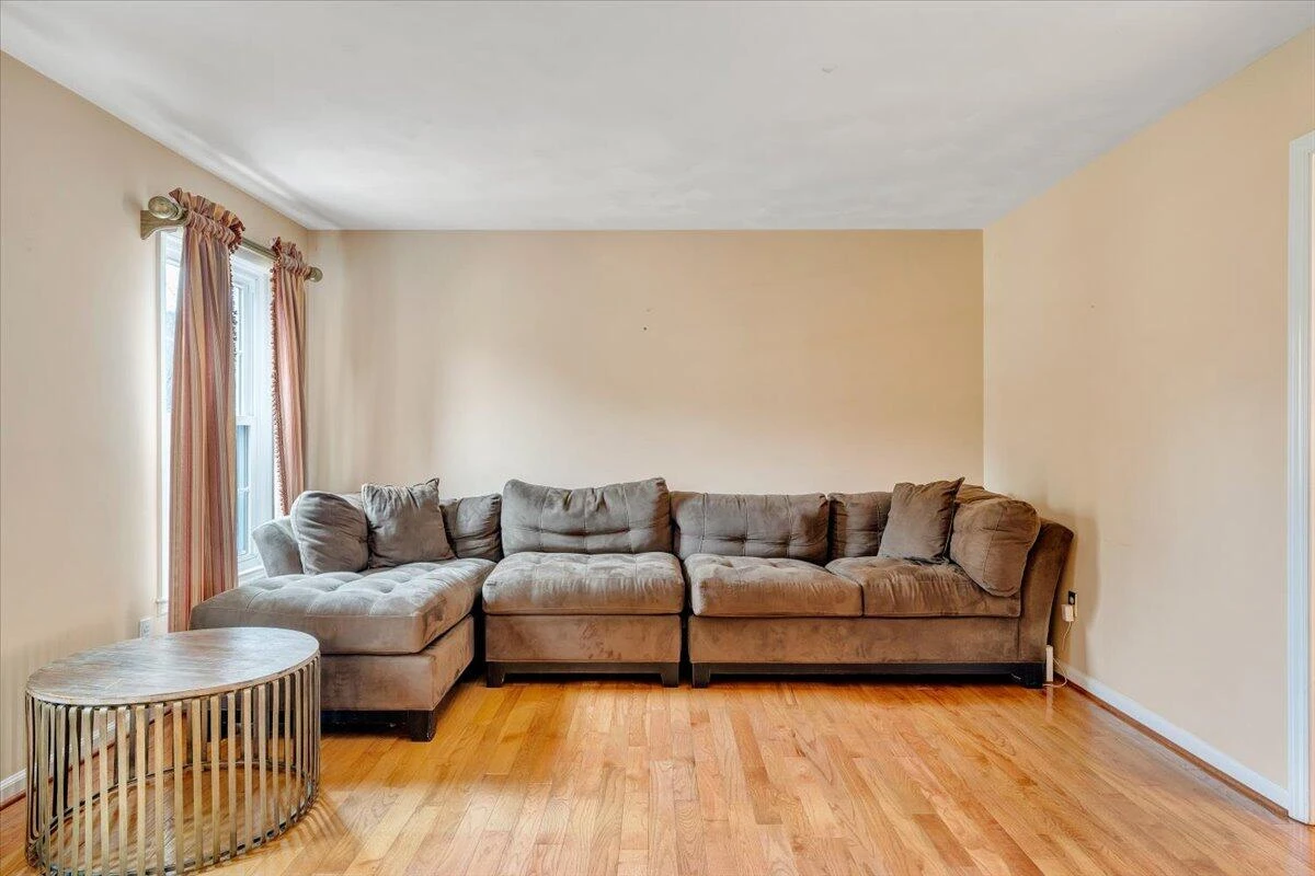302 Ivy LN - Photo 14