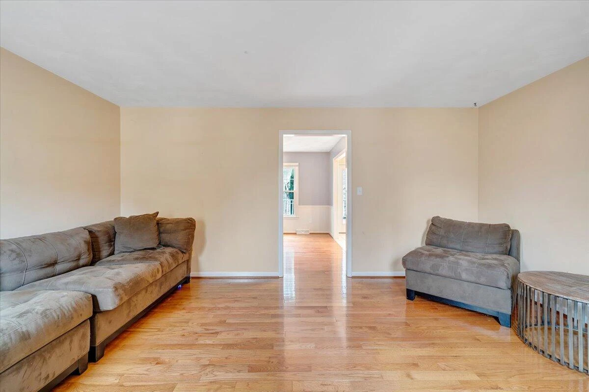 302 Ivy LN - Photo 16