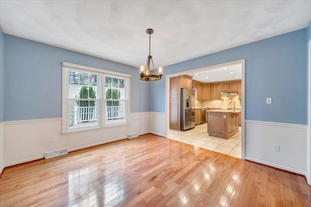 302 Ivy LN - Photo 20