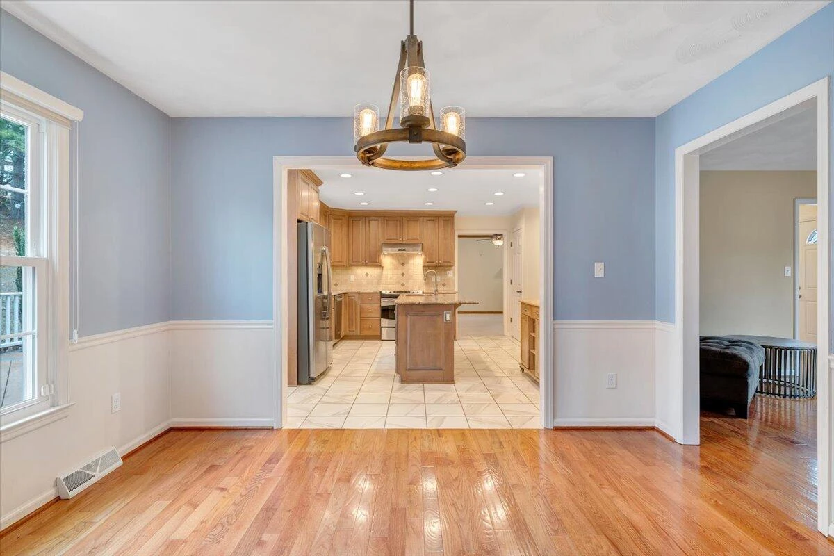302 Ivy LN - Photo 22