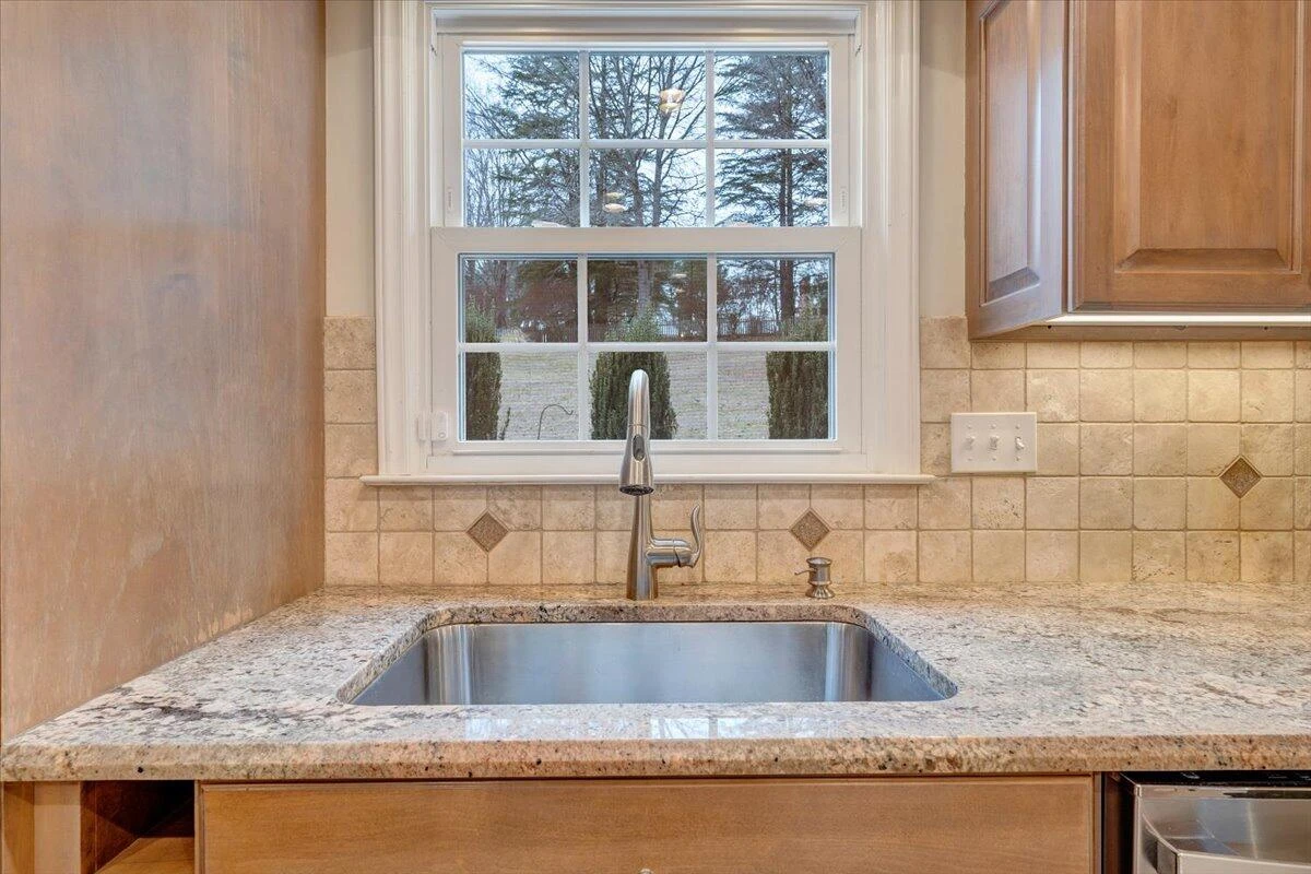 302 Ivy LN - Photo 27