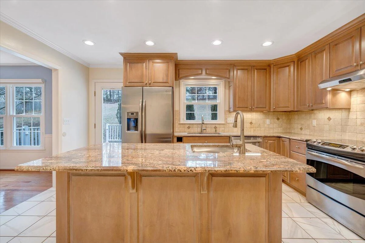 302 Ivy LN - Photo 29