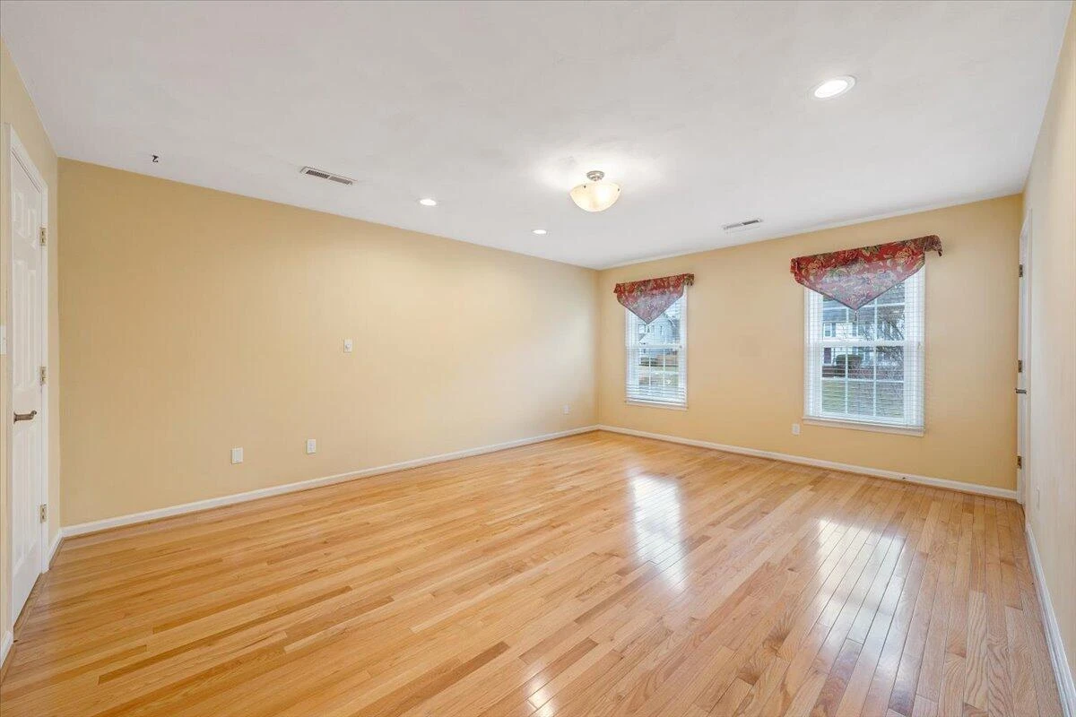302 Ivy LN - Photo 40