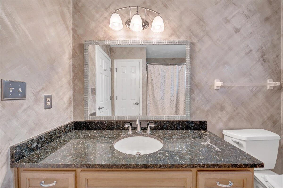 302 Ivy LN - Photo 59
