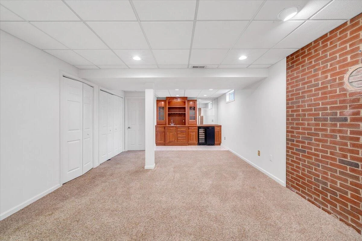 302 Ivy LN - Photo 61