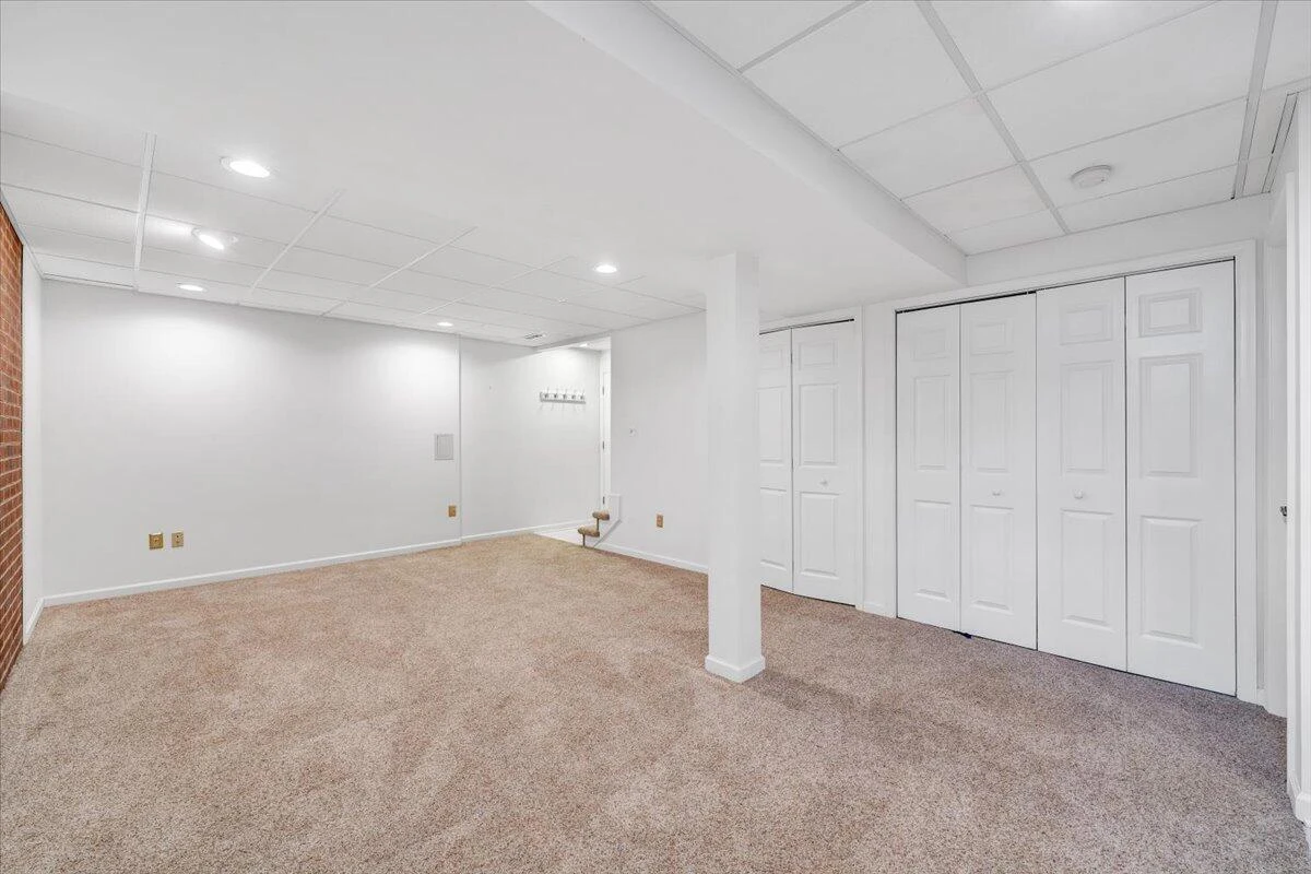 302 Ivy LN - Photo 63