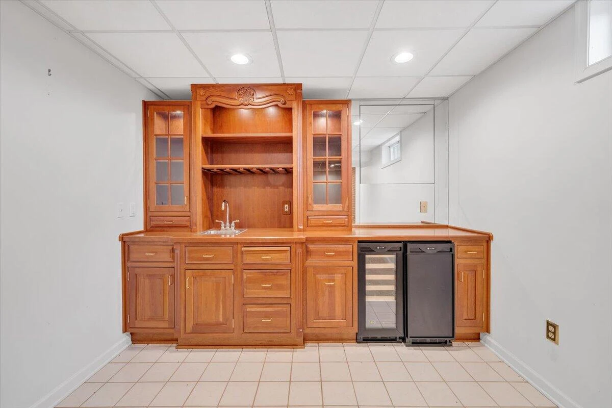 302 Ivy LN - Photo 64