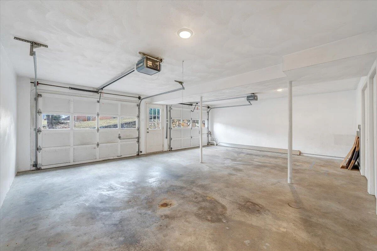 302 Ivy LN - Photo 69