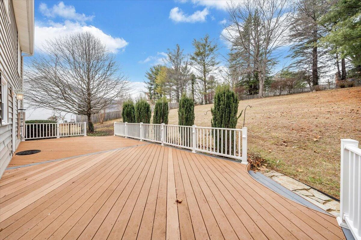 302 Ivy LN - Photo 74