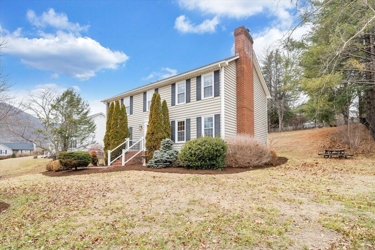 302 Ivy LN - Photo 89