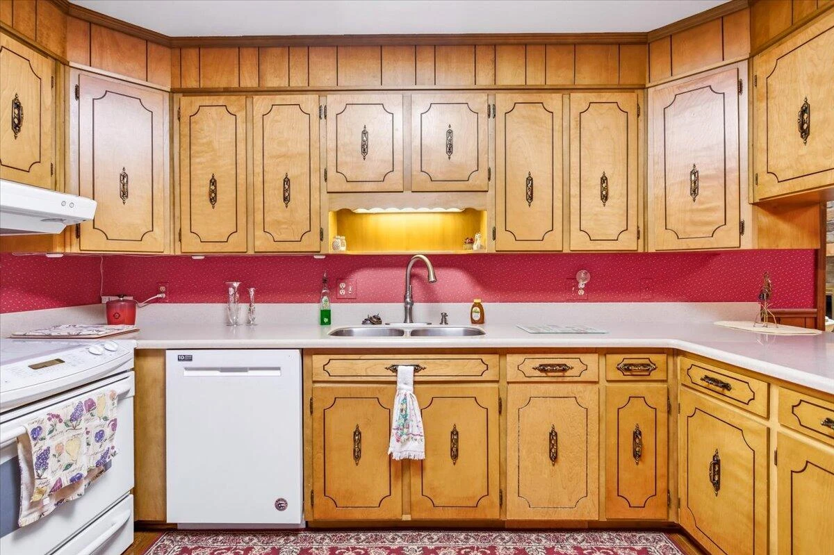 283 Orchard Lake DR - Photo 15