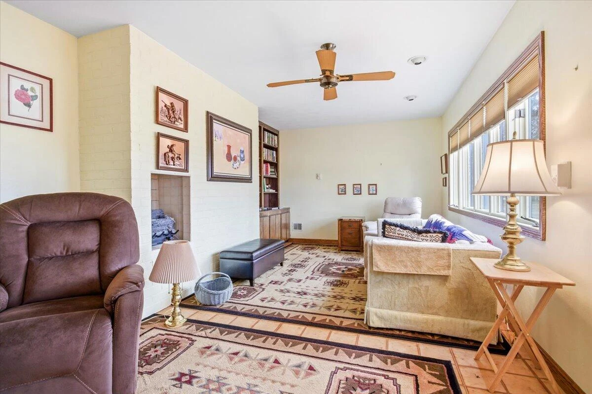 283 Orchard Lake DR - Photo 18