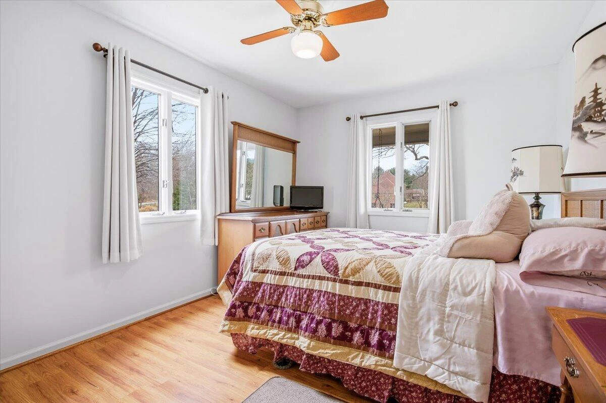 283 Orchard Lake DR - Photo 33