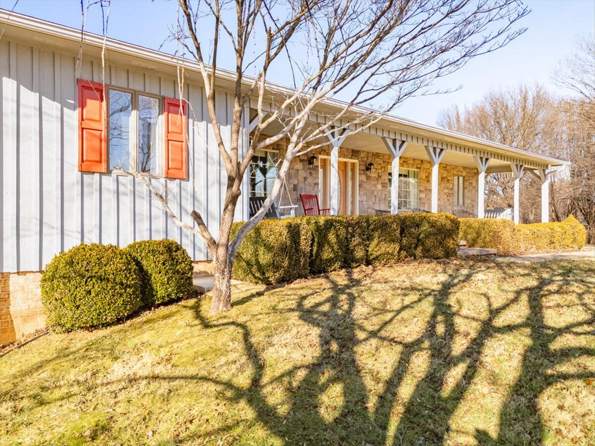 283 Orchard Lake DR - Photo 61