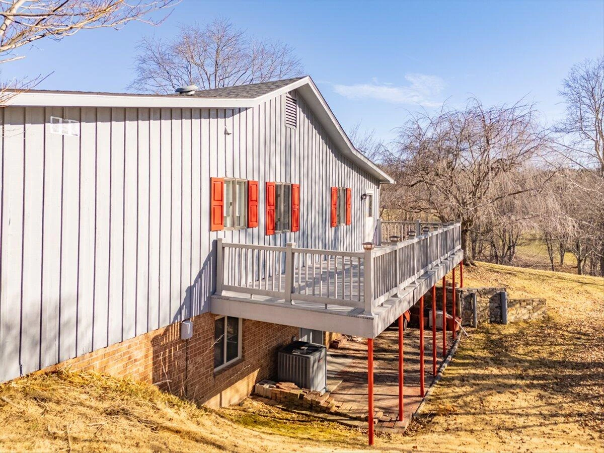 283 Orchard Lake DR - Photo 64