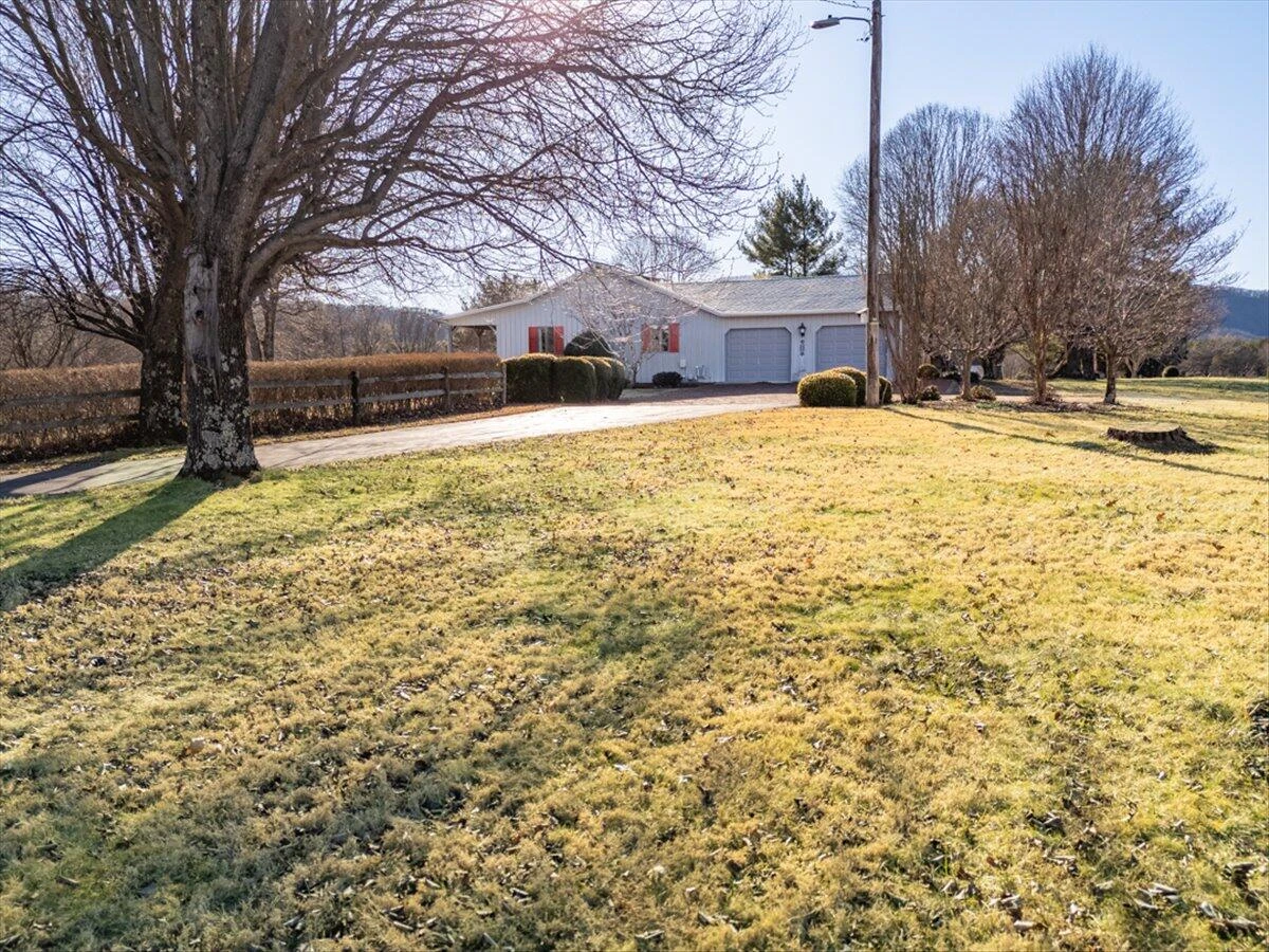 283 Orchard Lake DR - Photo 67