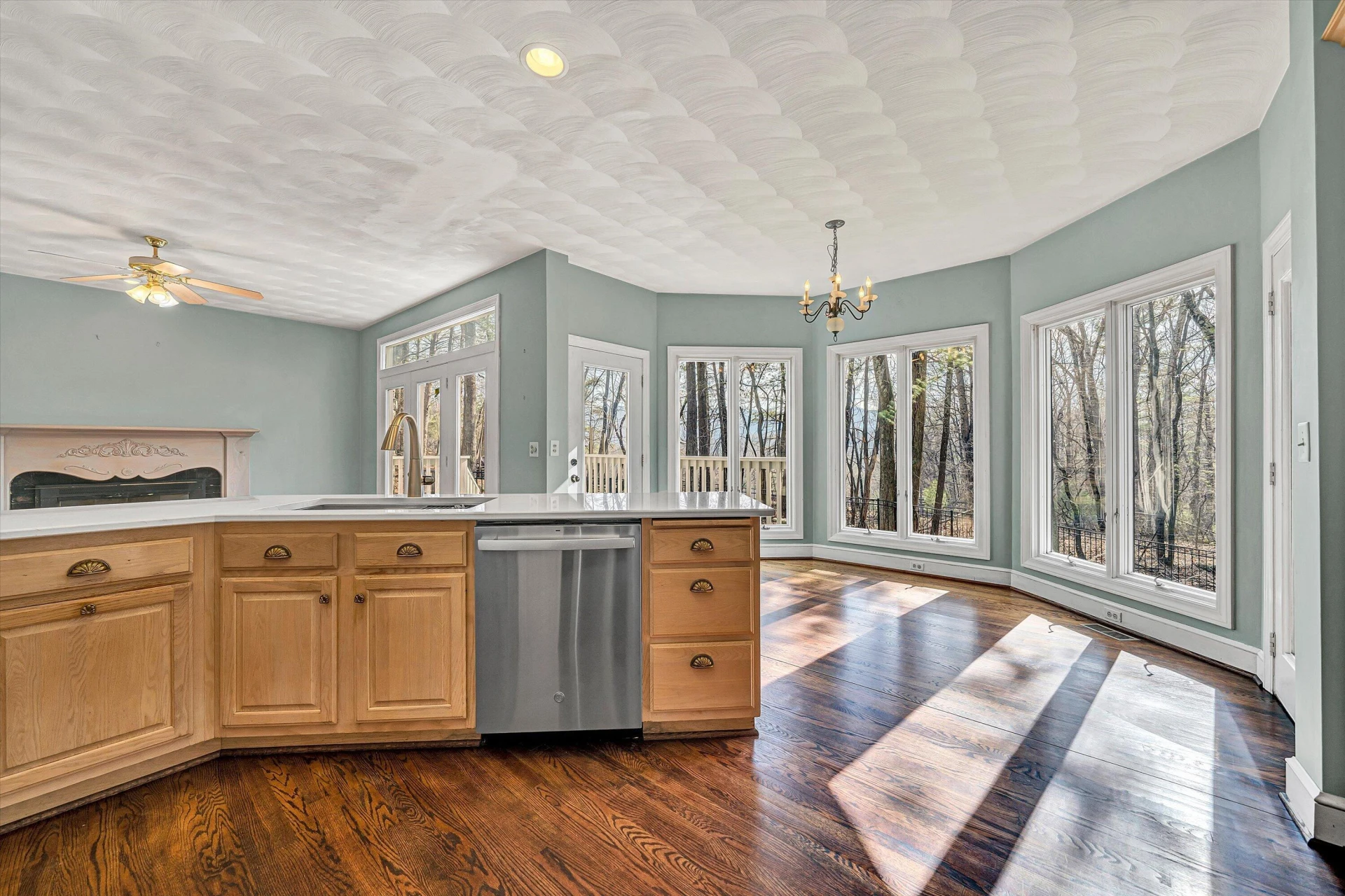 1624 Sunberry CIR - Photo 17