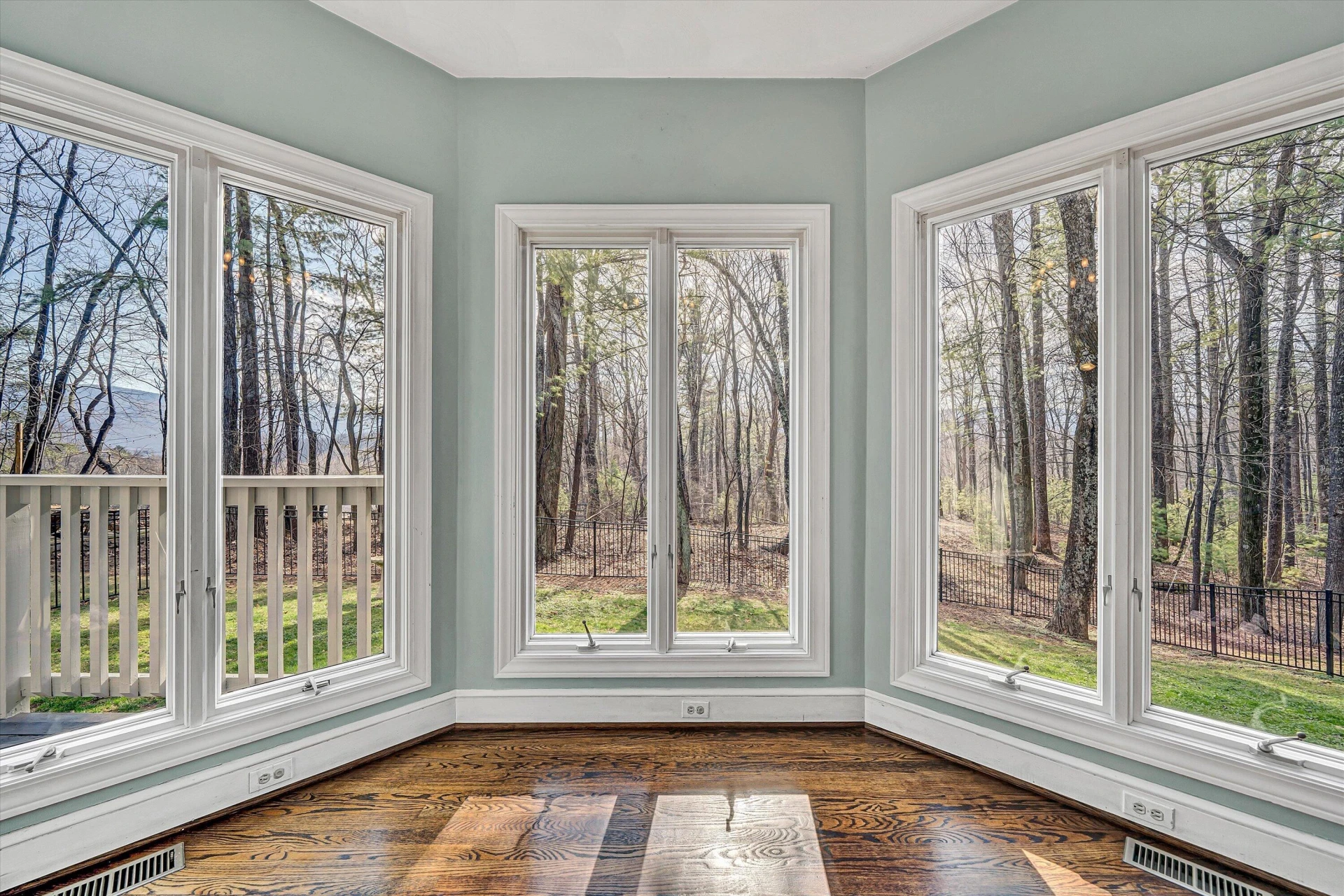 1624 Sunberry CIR - Photo 23