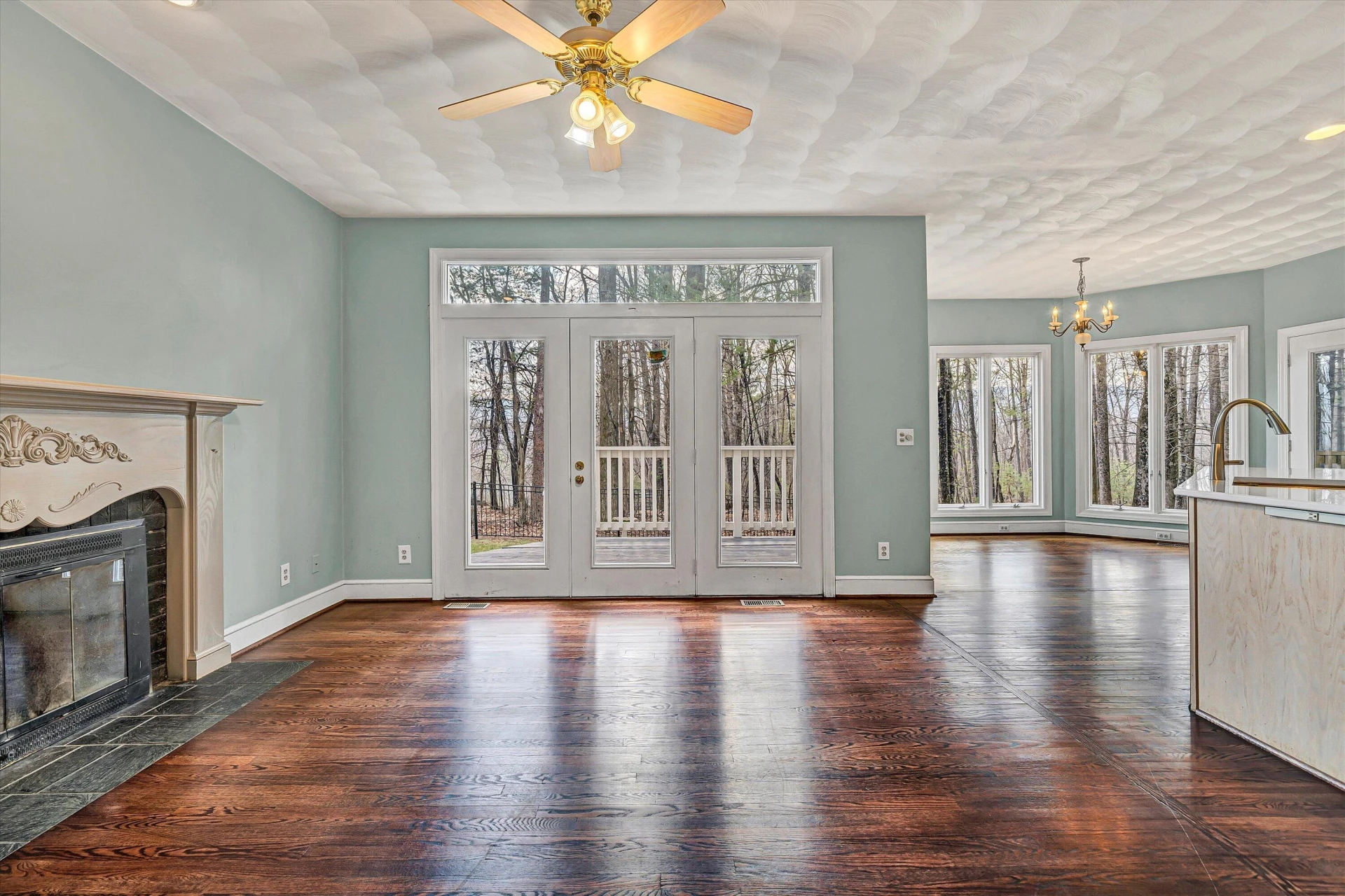 1624 Sunberry CIR - Photo 26