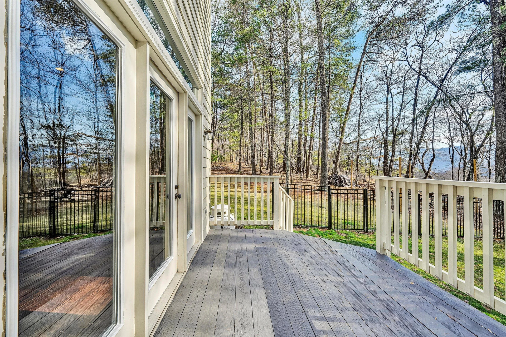 1624 Sunberry CIR - Photo 30