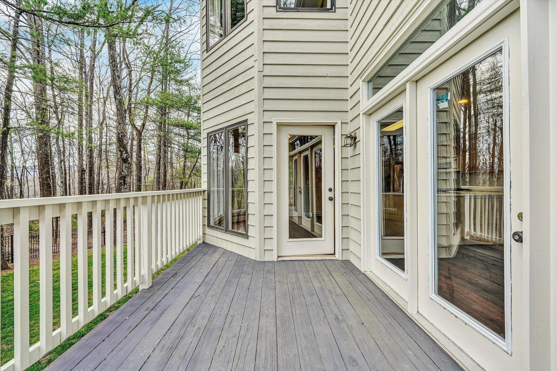 1624 Sunberry CIR - Photo 32