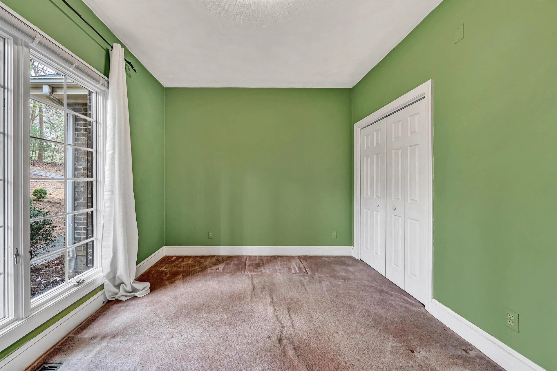 1624 Sunberry CIR - Photo 33
