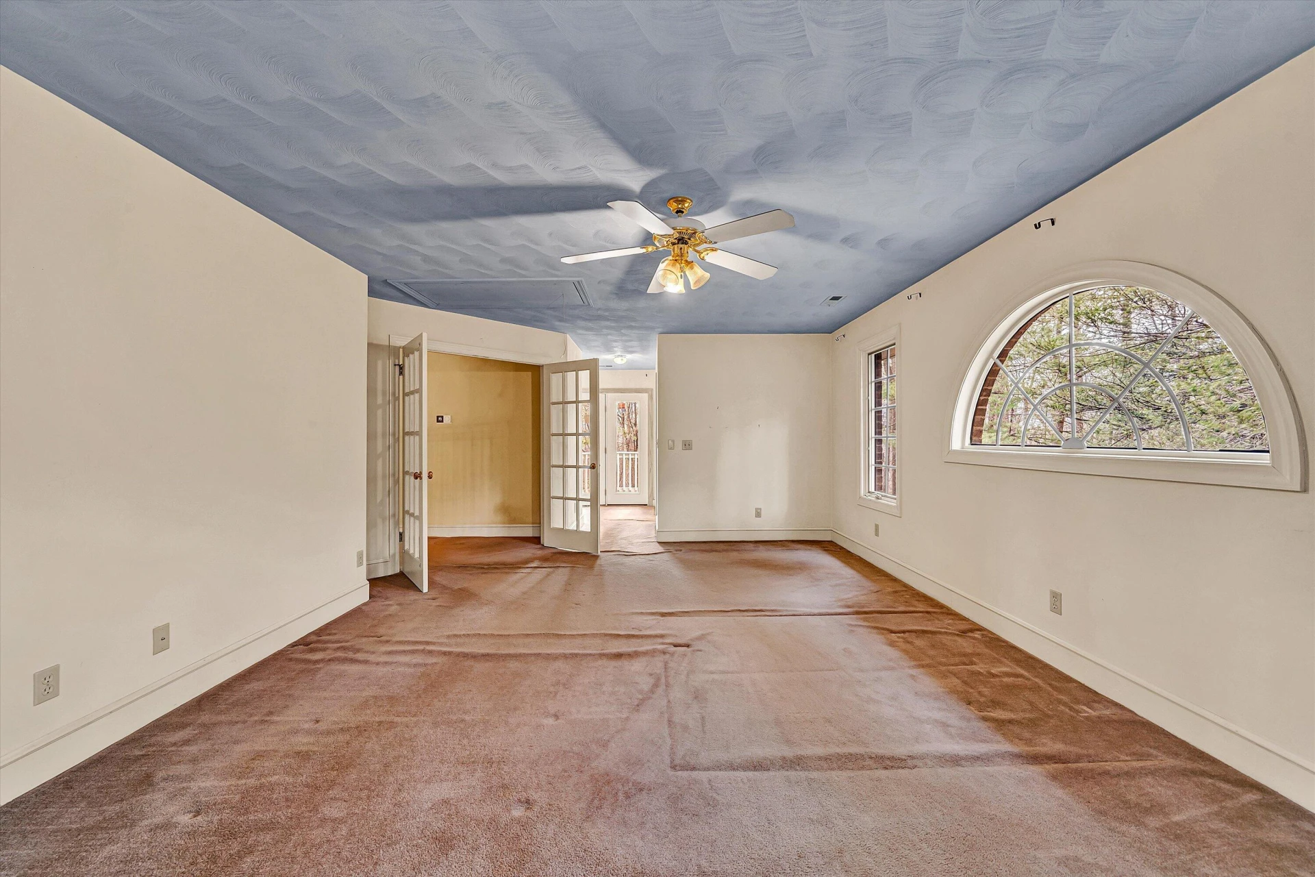 1624 Sunberry CIR - Photo 47