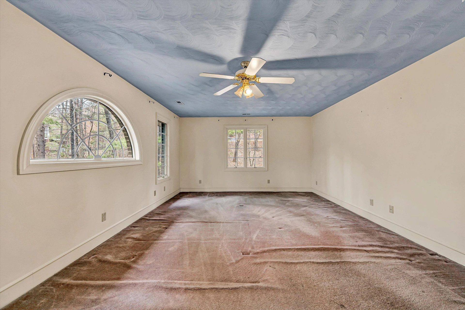 1624 Sunberry CIR - Photo 48