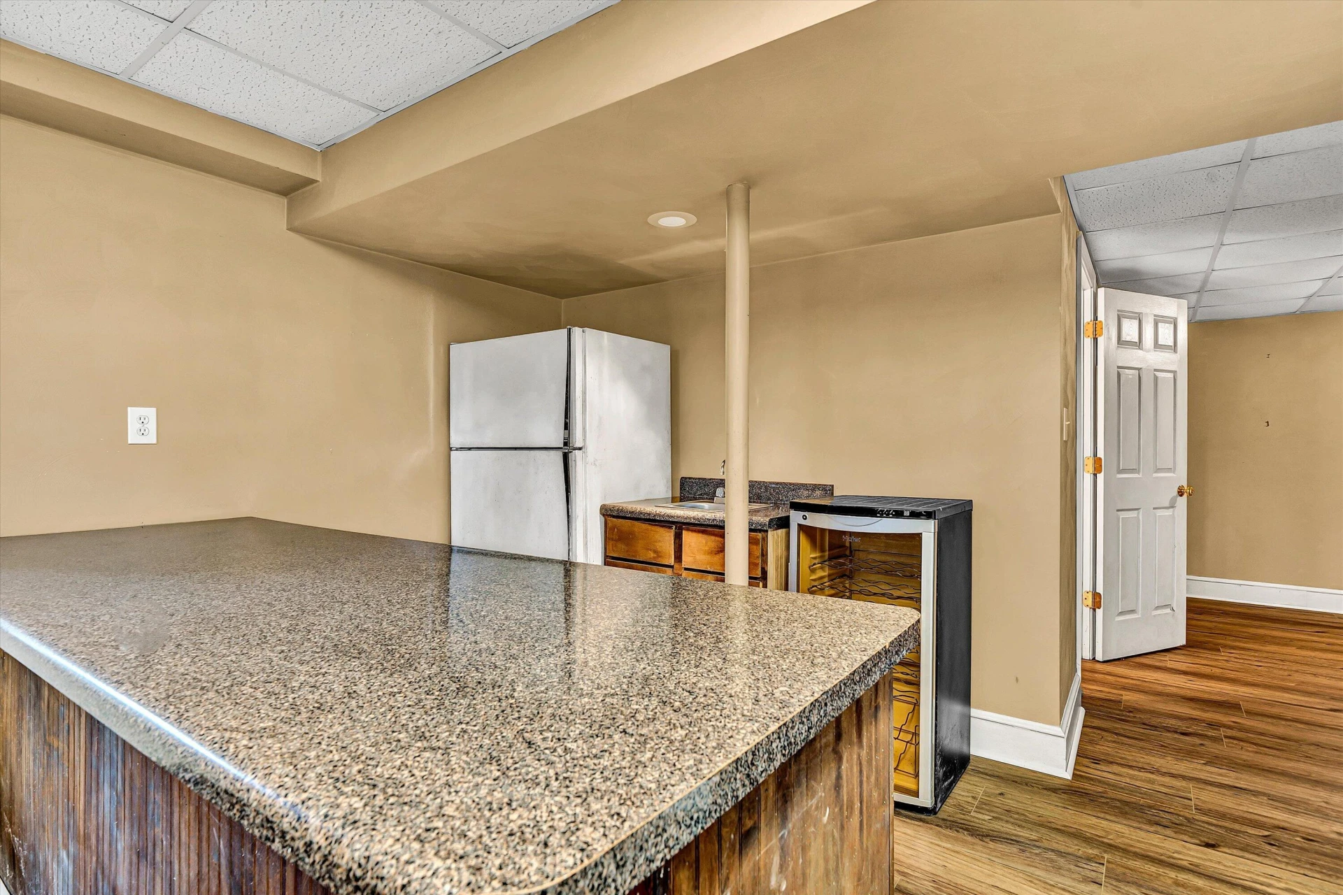 1624 Sunberry CIR - Photo 62