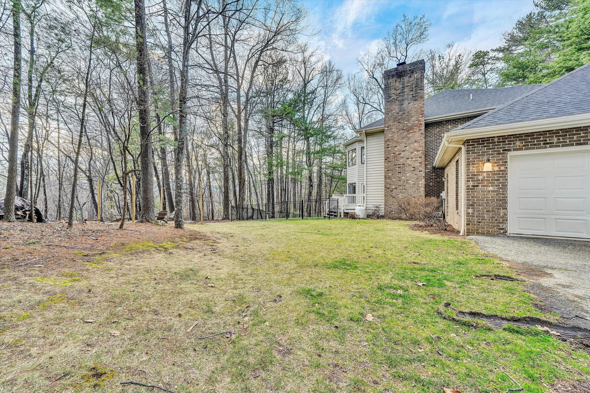 1624 Sunberry CIR - Photo 66