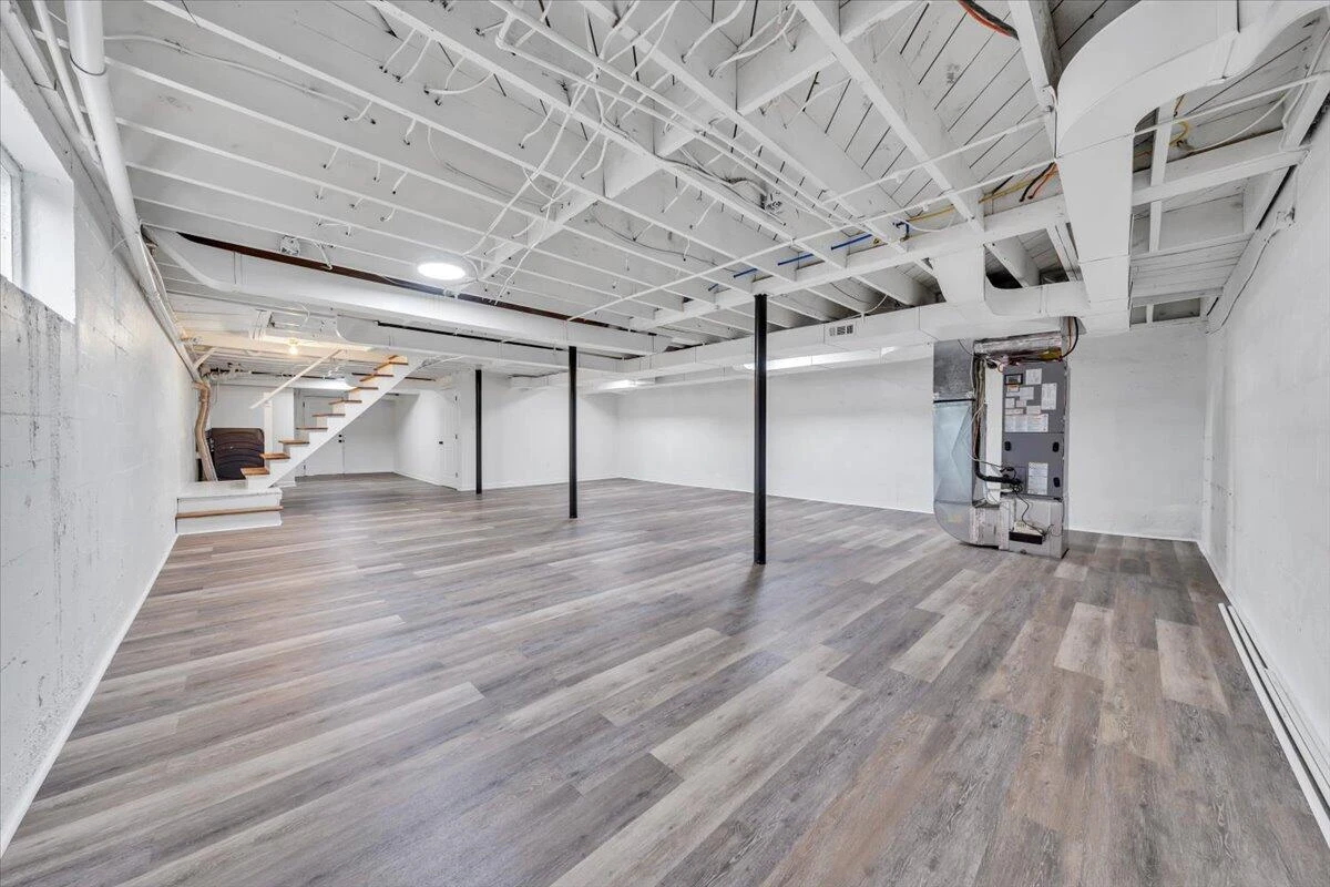 3417 Windsor RD - Photo 32