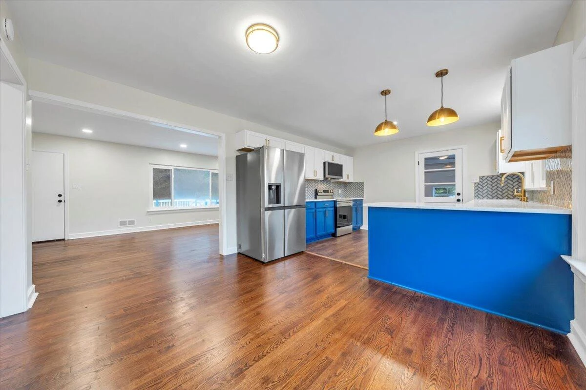 3417 Windsor RD - Photo 10