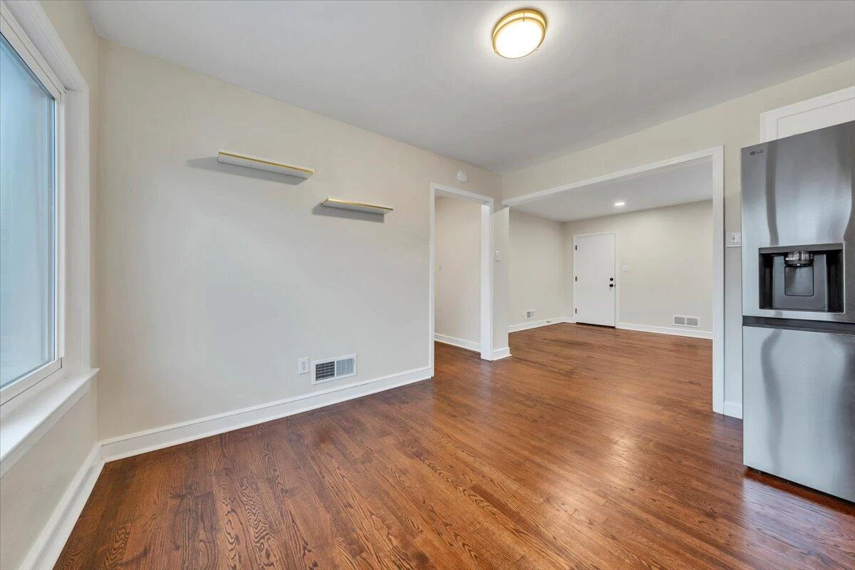 3417 Windsor RD - Photo 11