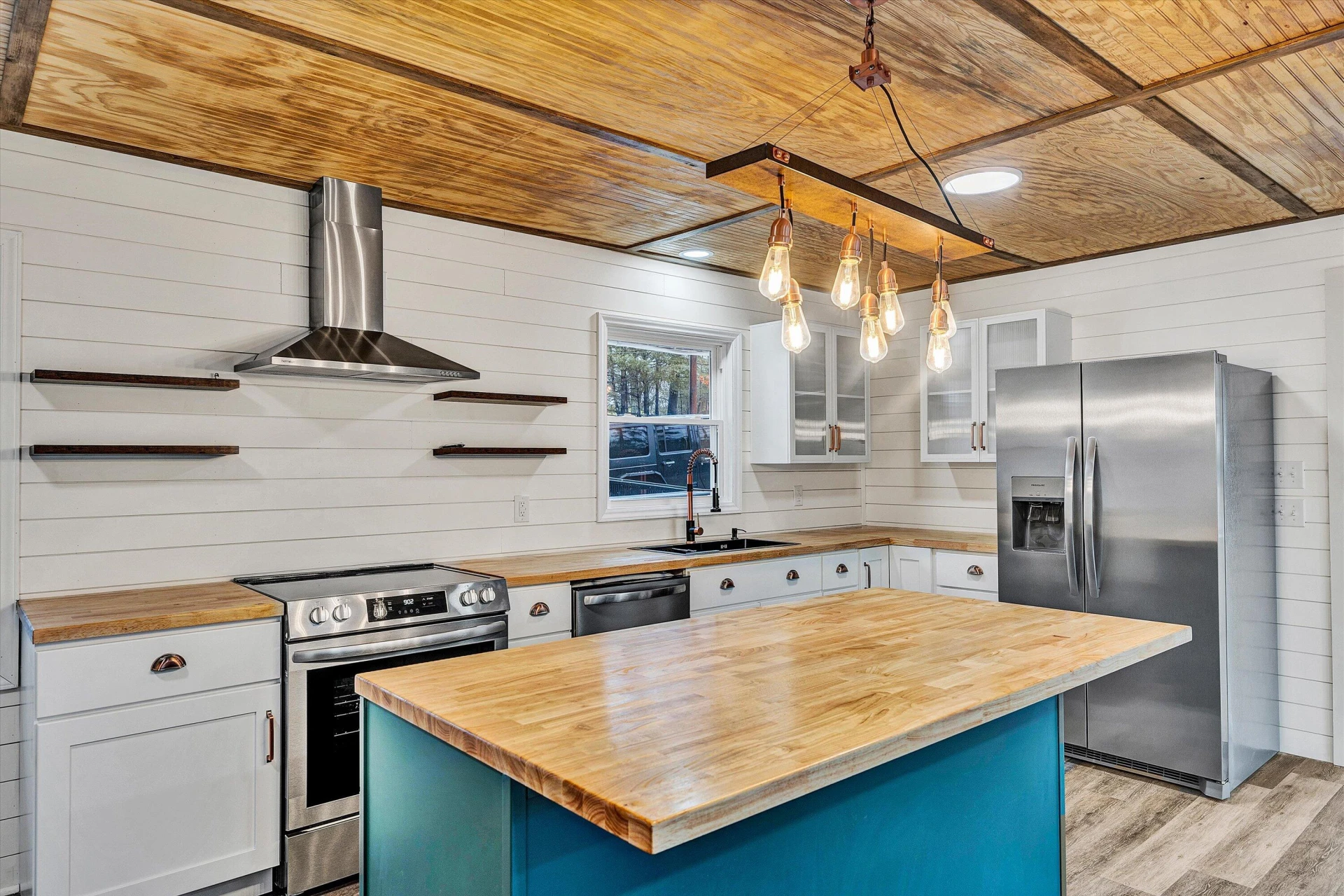 5401 Warwood DR - Photo 11