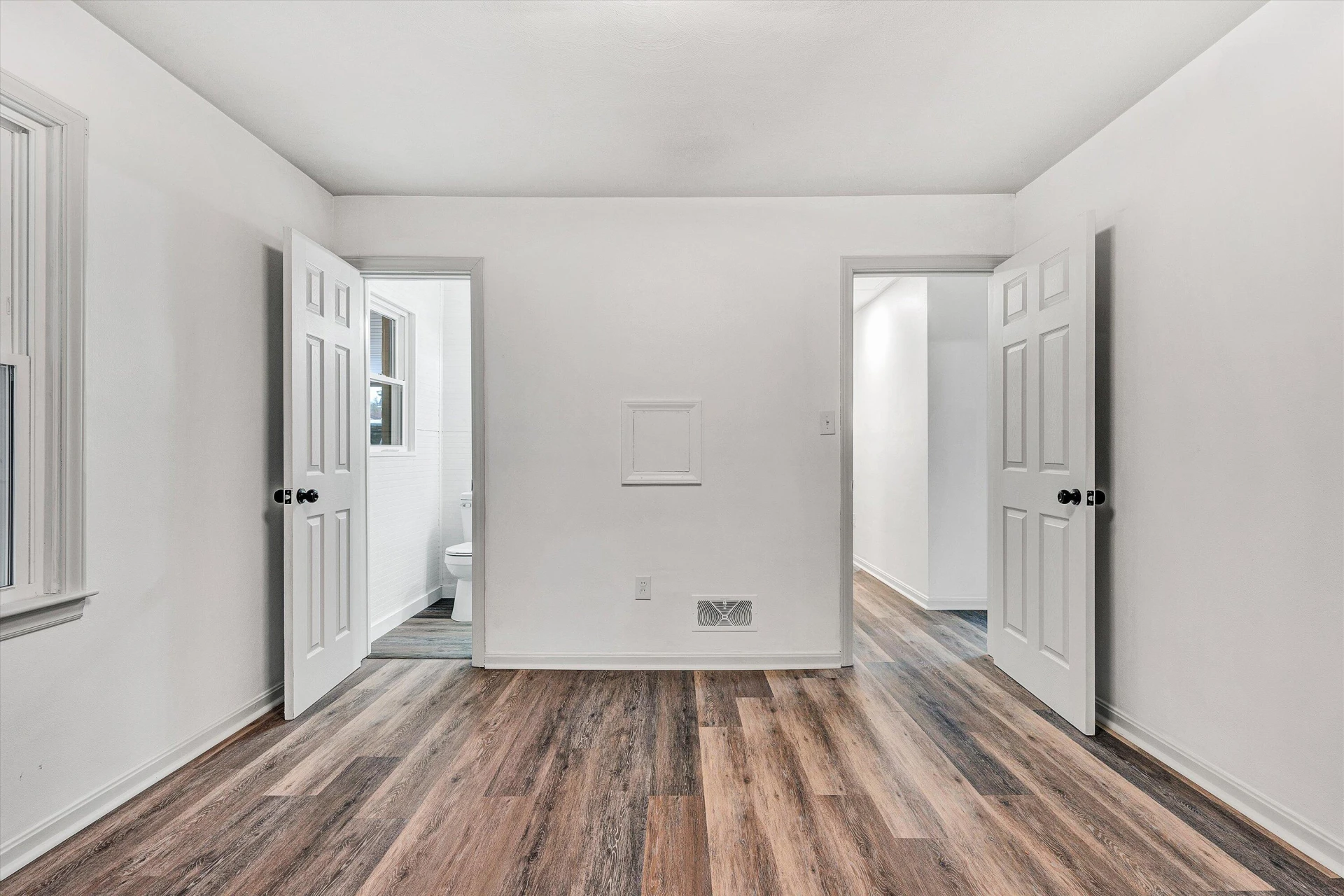 5401 Warwood DR - Photo 20