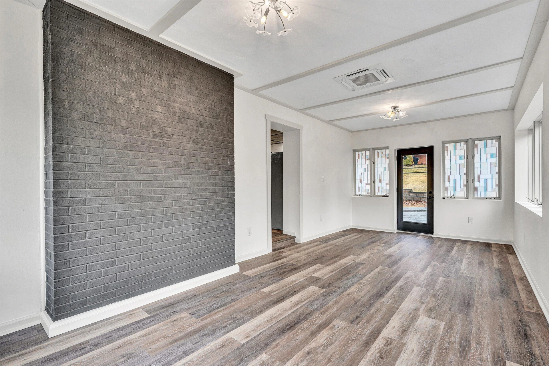 5401 Warwood DR - Photo 22