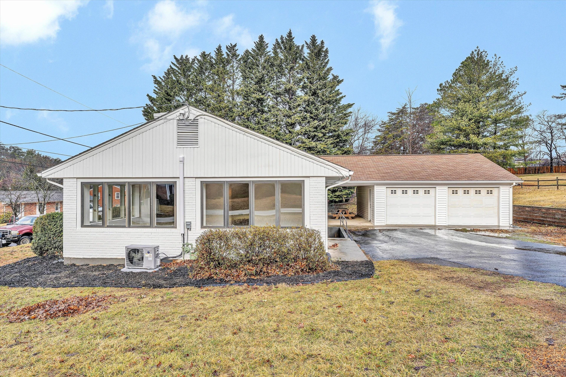 5401 Warwood DR - Photo 38