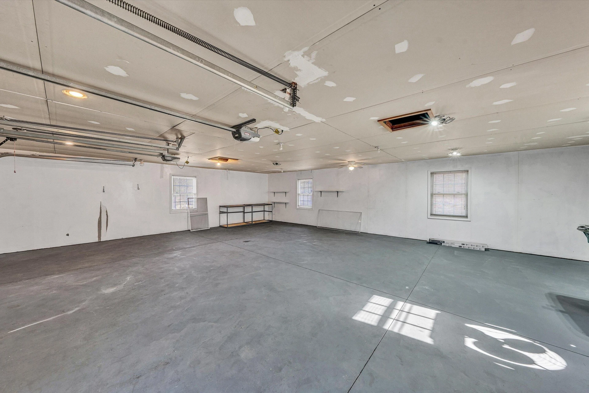 1060 Kesler Mill RD - Photo 26
