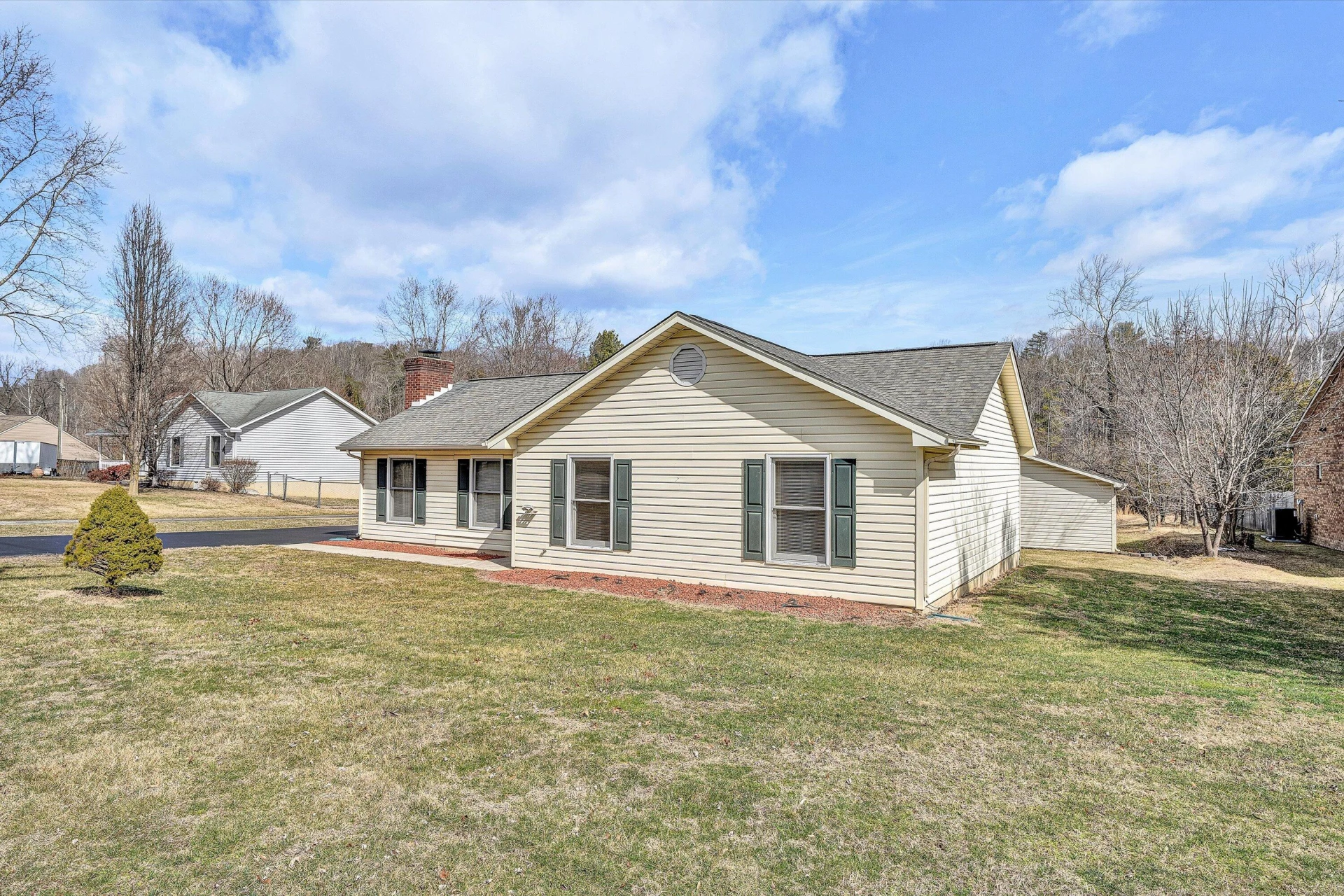 1060 Kesler Mill RD - Photo 32