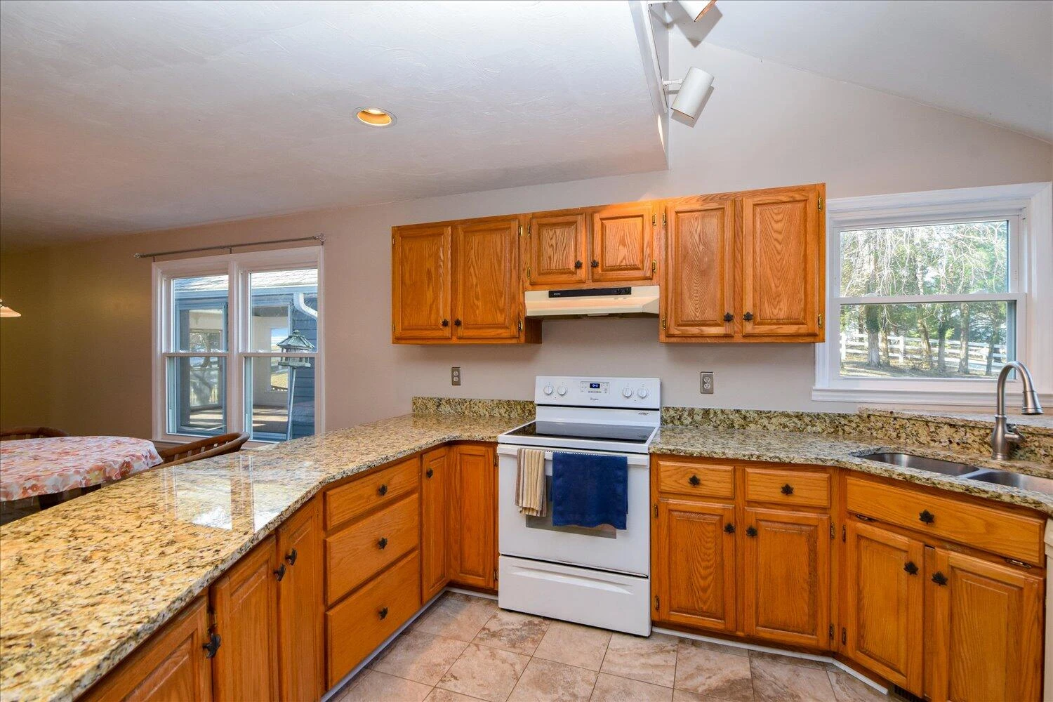 146 Hill DR - Photo 15
