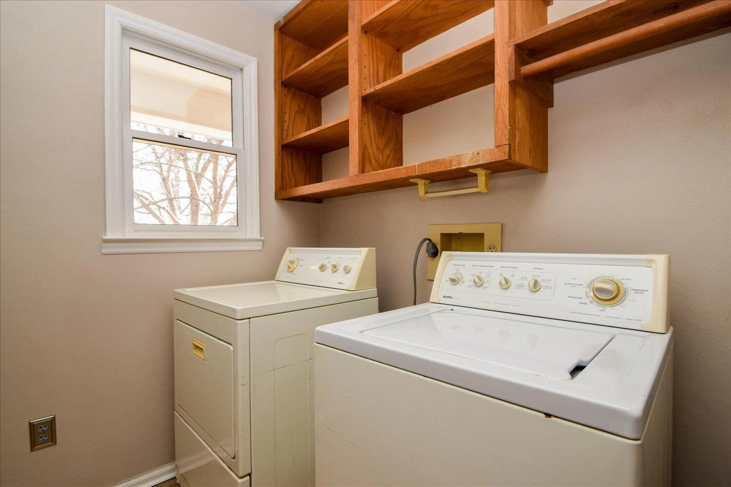 146 Hill DR - Photo 17