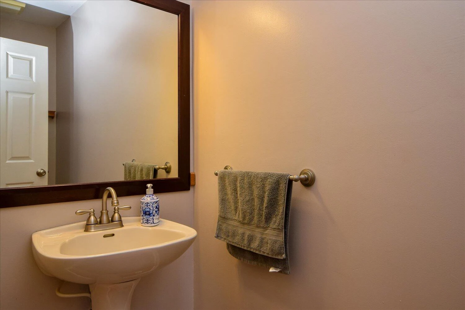 146 Hill DR - Photo 20