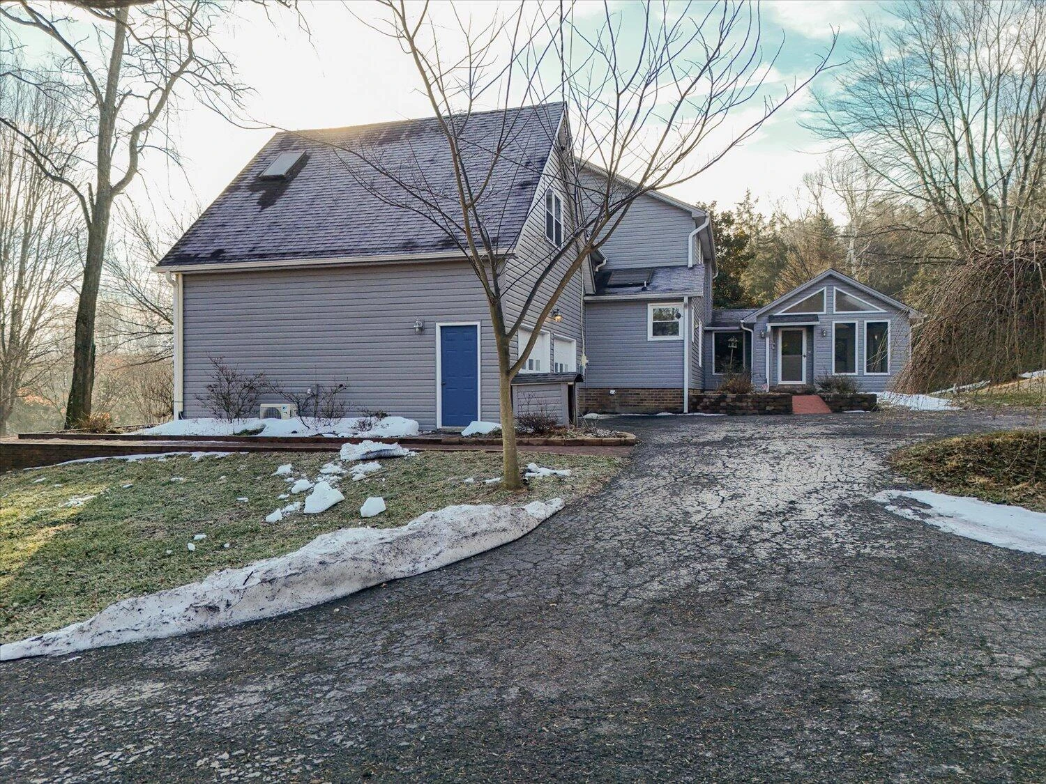 146 Hill DR - Photo 46