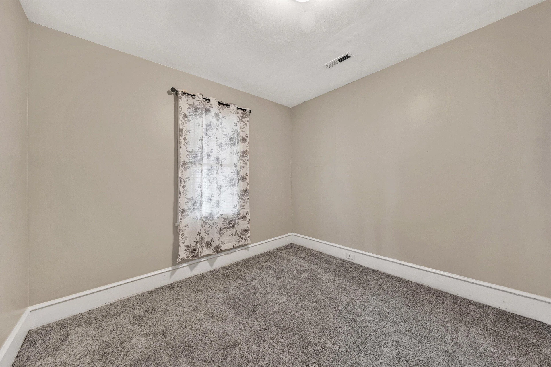 505 Arbor AVE - Photo 10