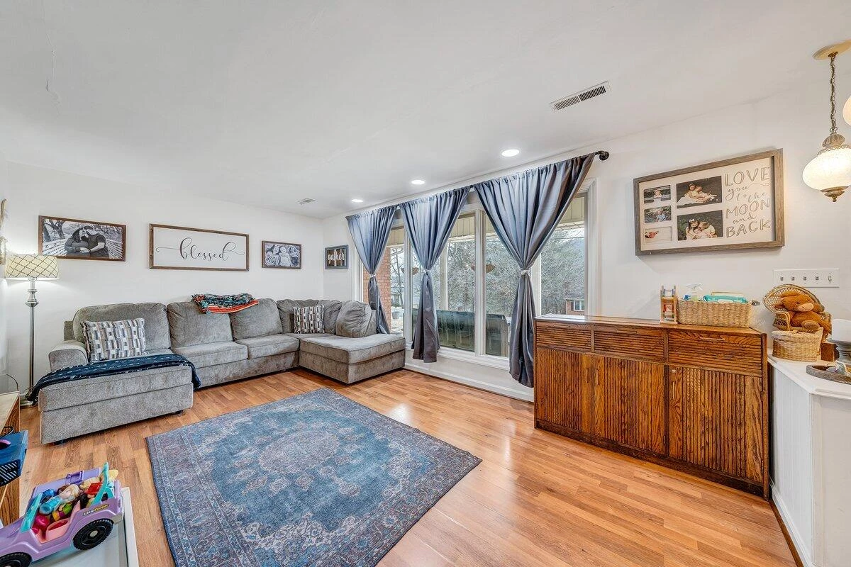 162 Ridgewood DR - Photo 8