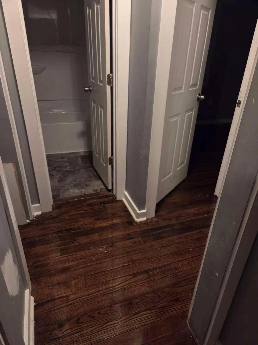 2402 Winthrop AVE - Photo 11